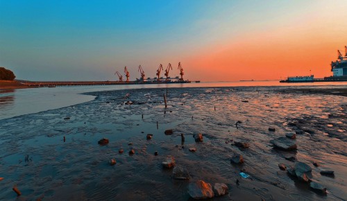 谢静玲 裤子港的黄昏